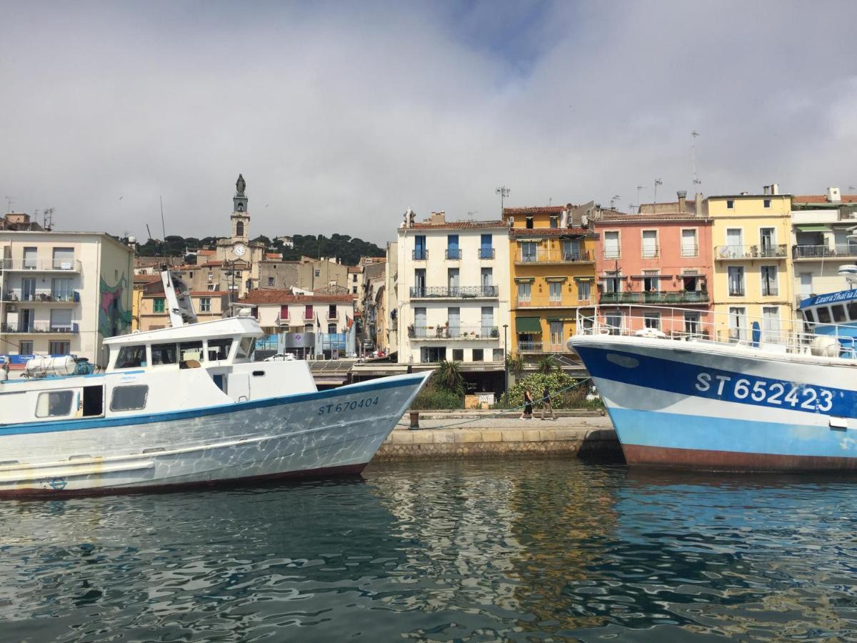 Duplex Arago Au Coeur De Sete, Comme Une Petite Maison Exterior foto
