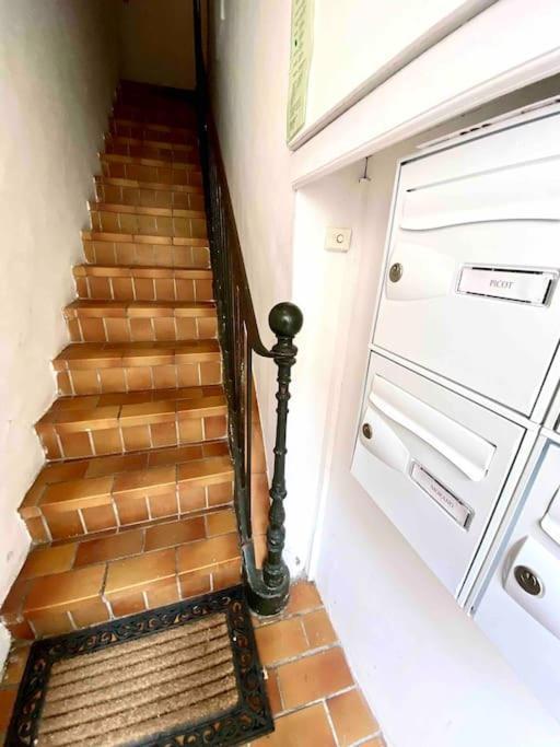 Duplex Arago Au Coeur De Sete, Comme Une Petite Maison Exterior foto