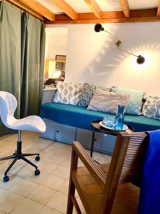 Duplex Arago Au Coeur De Sete, Comme Une Petite Maison Exterior foto